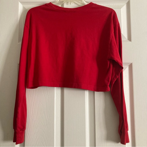 Graphic Long Sleeve Crop Top - Picture 2 of 3